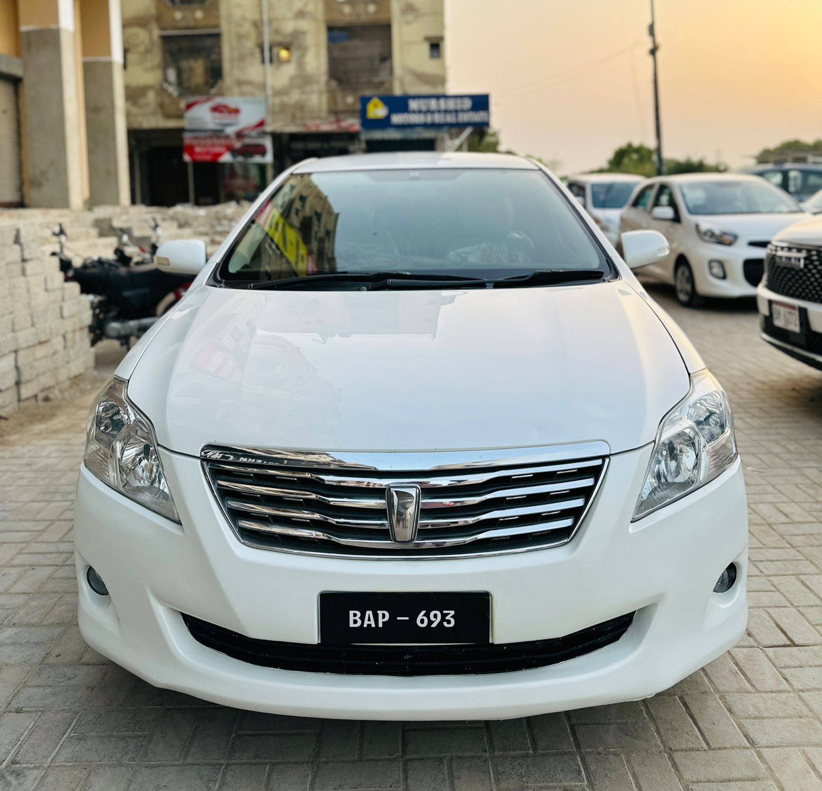 Toyota Premio 1.5 F Model 2010